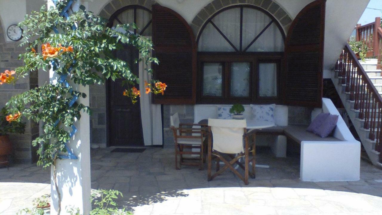 Villa Iris Vrasná Buitenkant foto